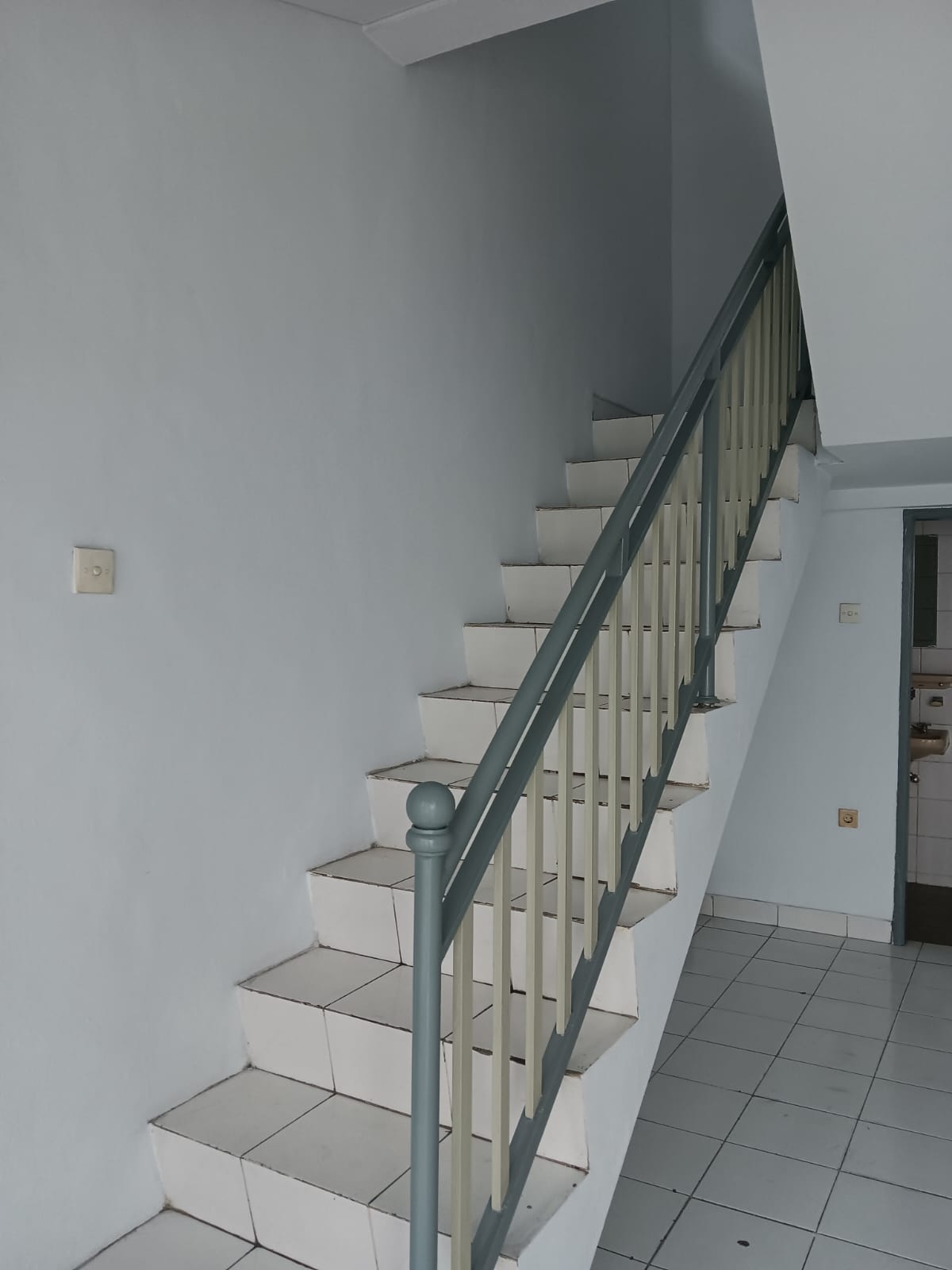 Rumah Disewakan di Cluster Meadow Green Lippo Cikarang